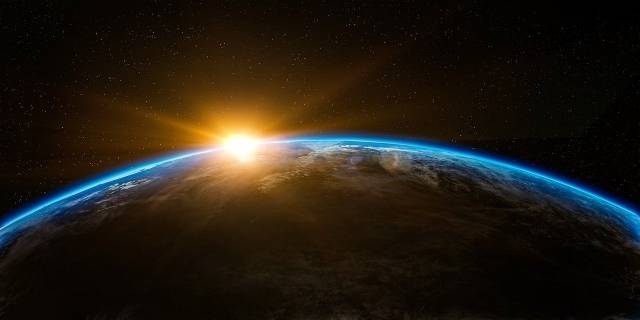 Gott erschuf die Welt mit Liebe und Weisheit
