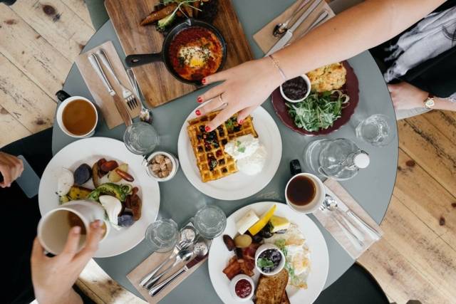 Durch das Essen werden Feste vom Alltag unterschieden.